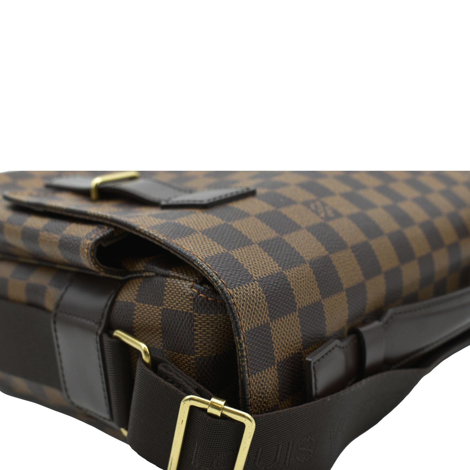 LOUIS VUITTON Broadway Damier Ebene Messenger Bag Brown