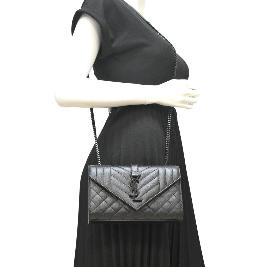 YVES SAINT LAURENT Grain De Poudre Embossed Leather Crossbody Chain Bag Black