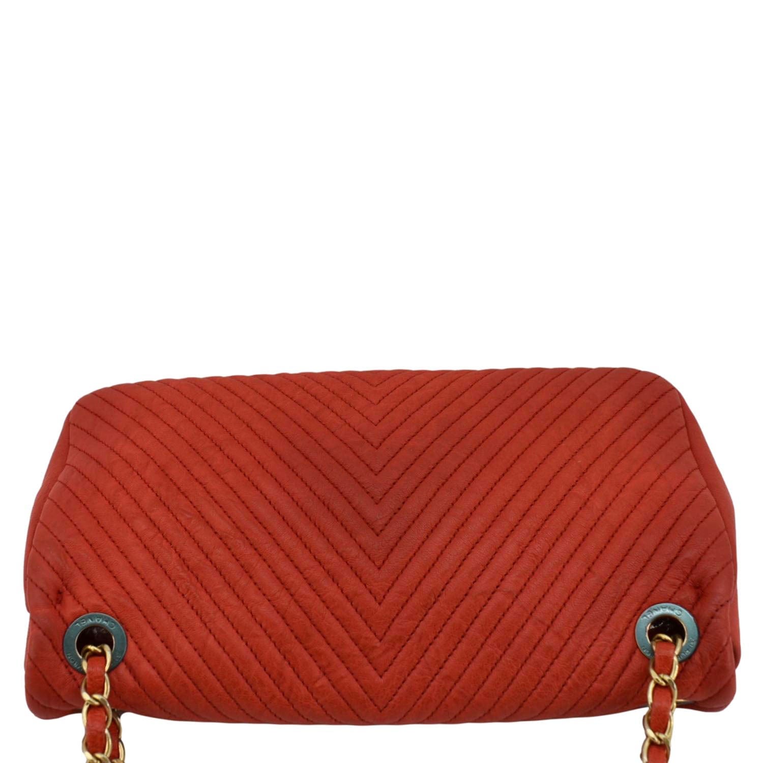 Chanel Medallion Charm Flap Medium Wrinkled Chevron Leather Crossbody Bag Red