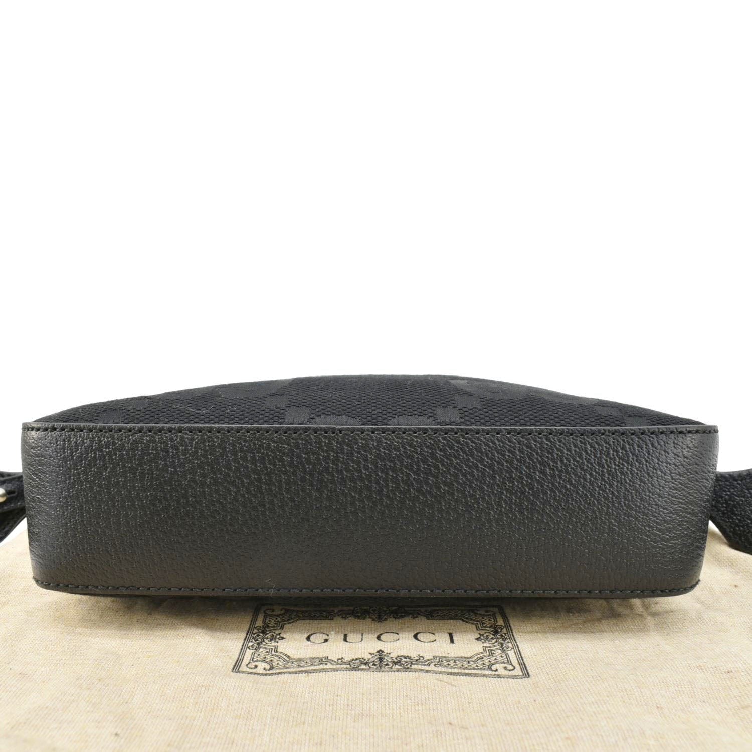 GUCCI  jumbo Gucci Canvas Messenger Bag Black 675891