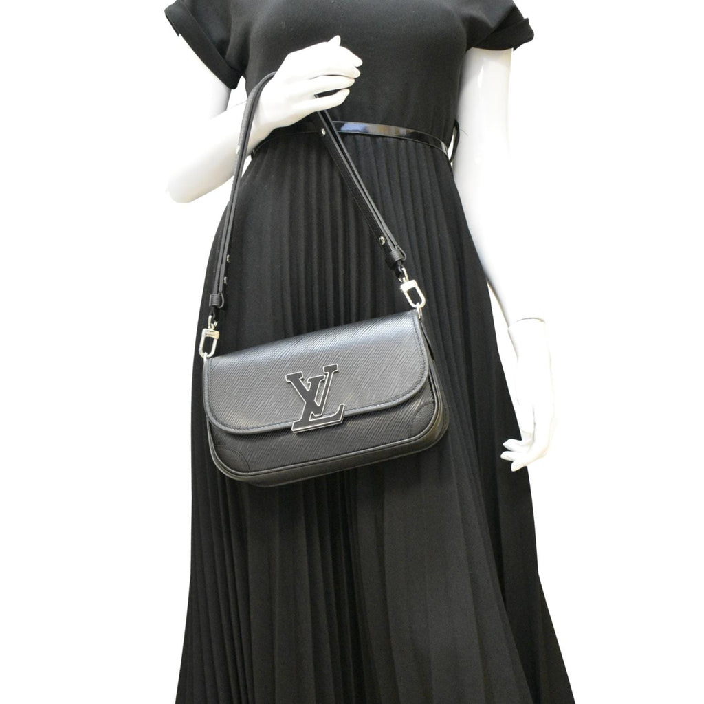 LOUIS VUITTON Buci Epi Grained Leather Shoulder Bag Black