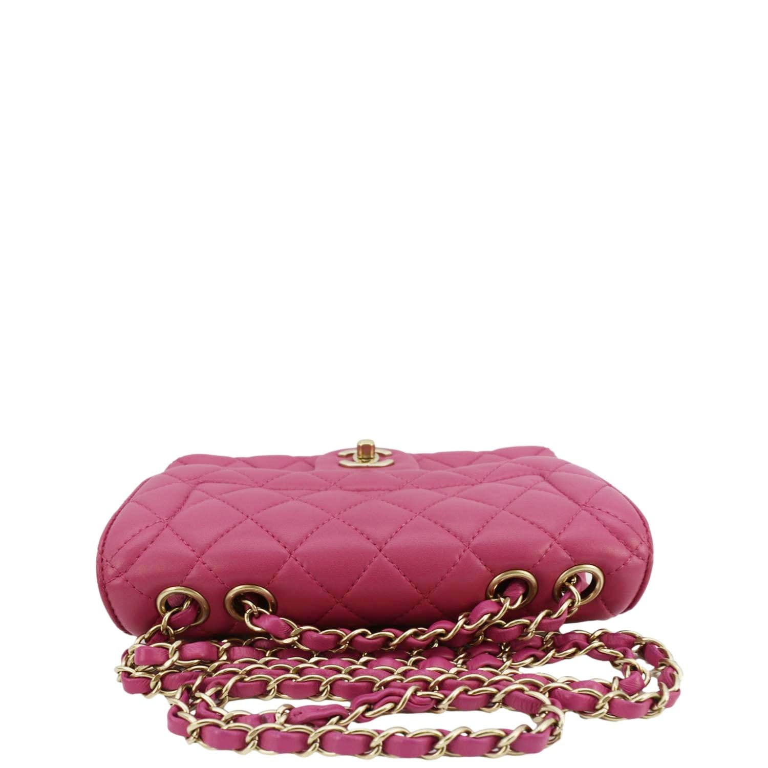 Chanel Chic Flap Quilted Lambskin Leather Crossbody Bag Pink