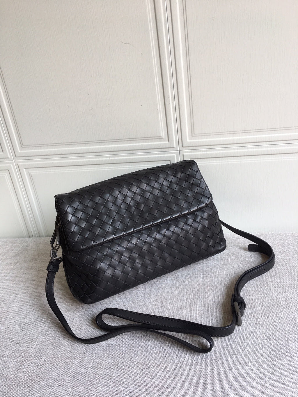 GLAMI Classic Intrecciato Black, For Women, WomenÃ¢â‚¬â„¢s Bags 8.9in/22.5cm