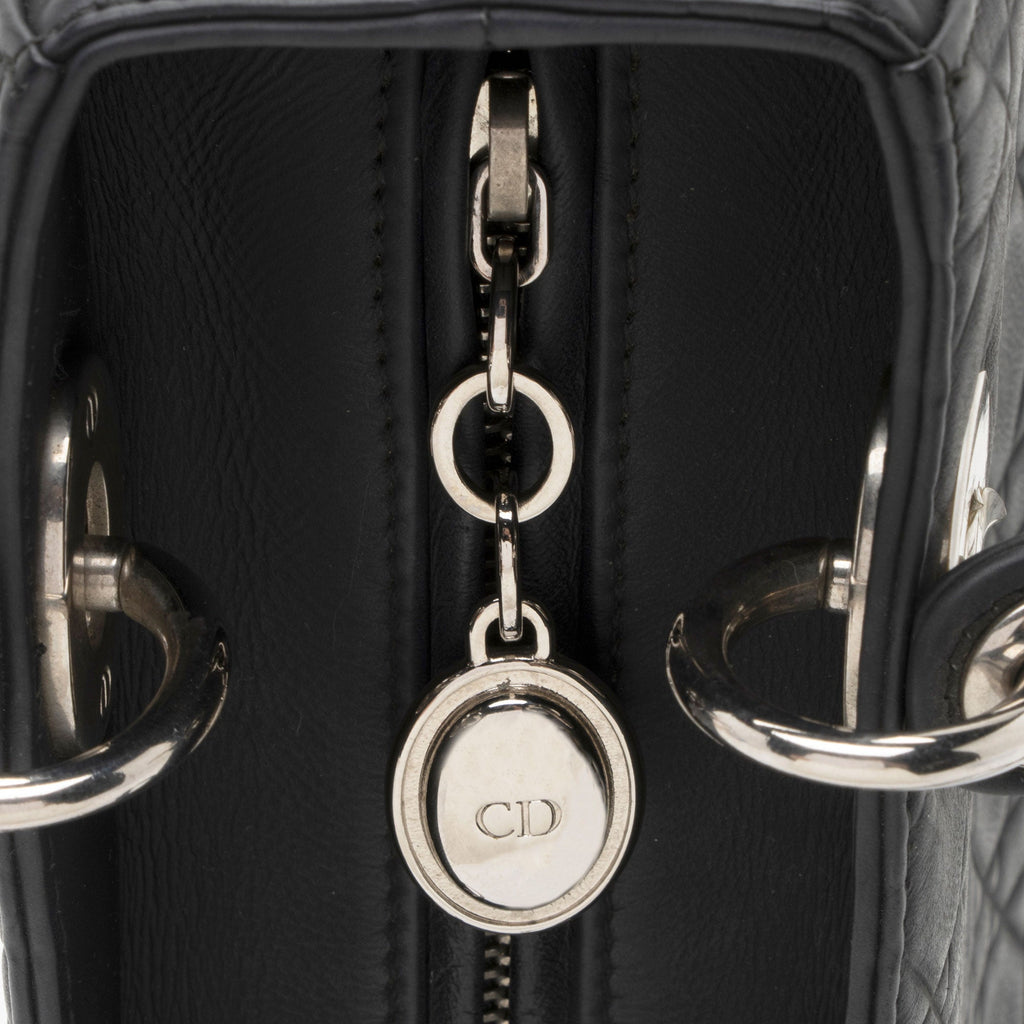 Dior Calfskin Ultra Matte Lady Dior Medium Tote (SHF-7DzMp8)