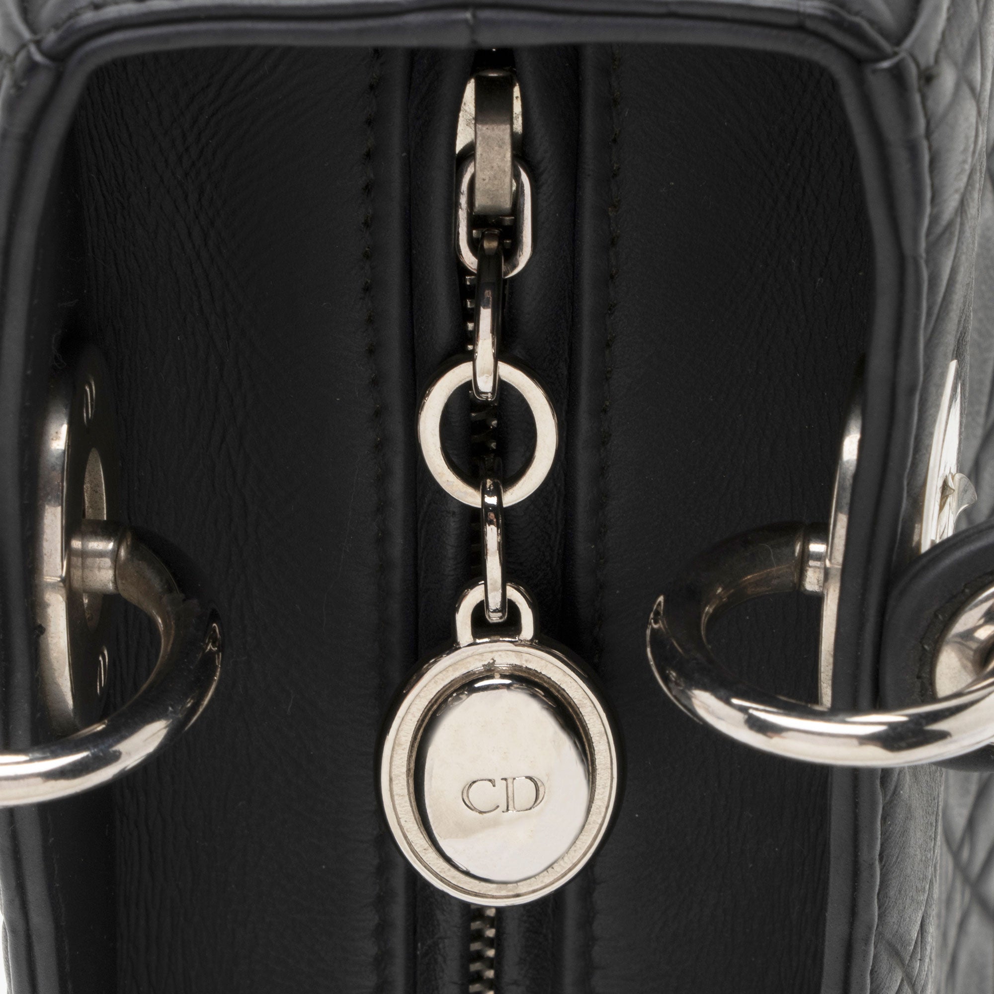 Dior Calfskin Ultra Matte Lady Dior Medium Tote (SHF-7DzMp8)
