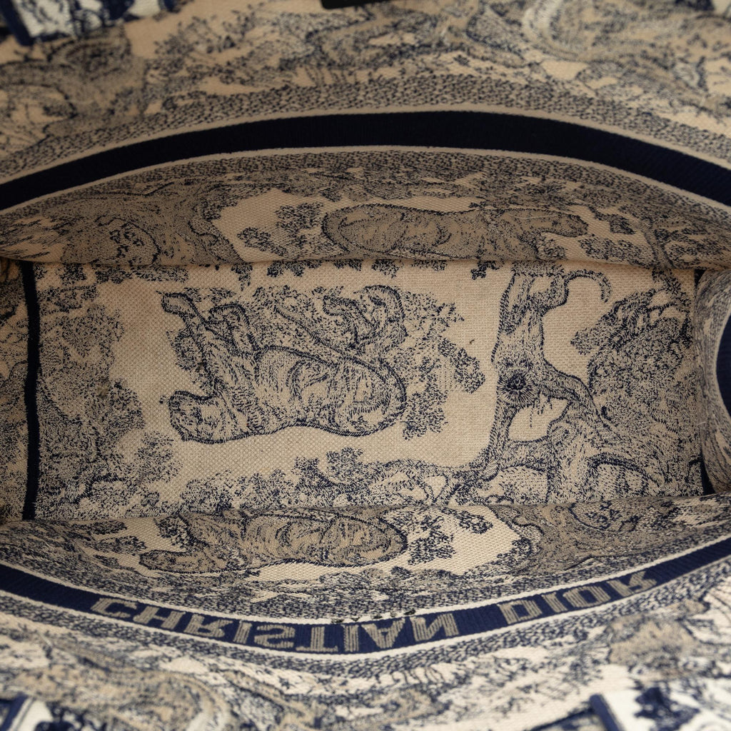 Dior Large Toile De Jouy Book Tote (SHG-zBob0t)