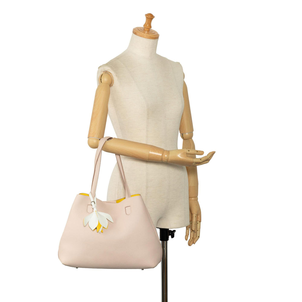 Dior Medium Blossom Tote (SHG-kaCYER)