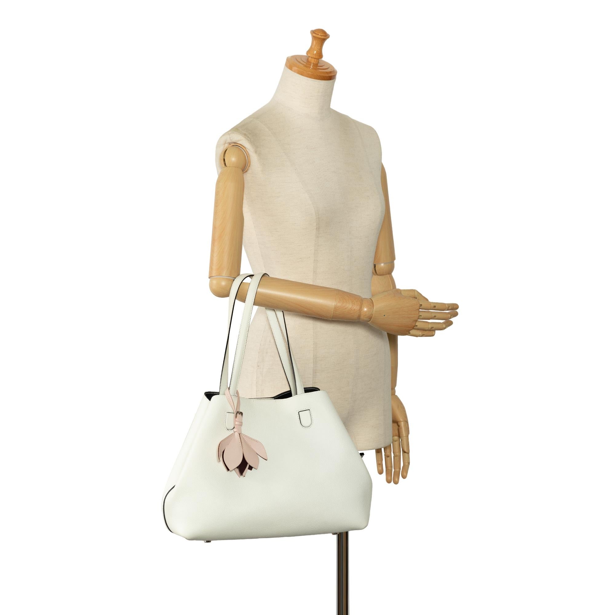 Dior Medium Blossom Tote (SHG-HP9jIU)