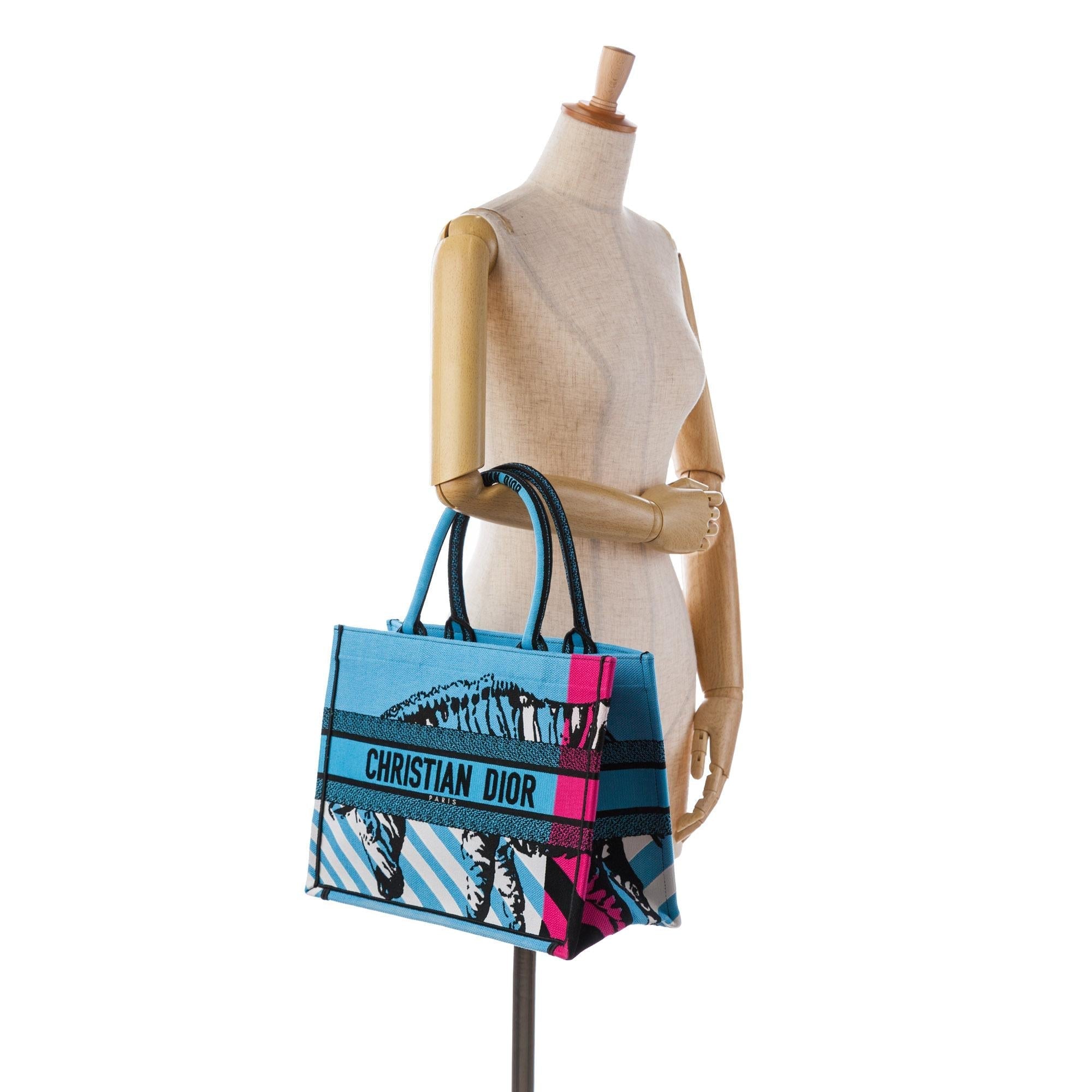 Dior Medium D-Jungle Pop Book Tote (SHG-O5xlBk)