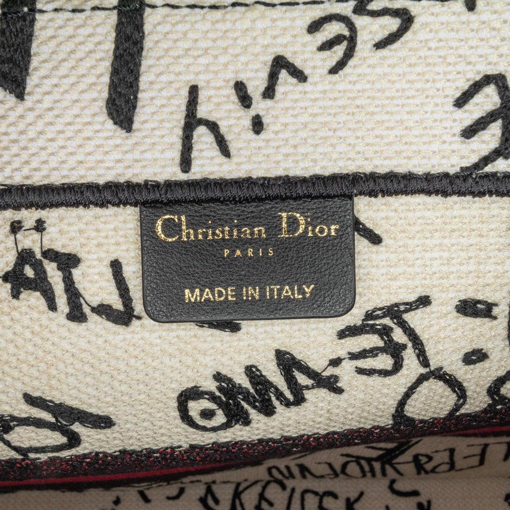 Dior Medium Dioramour Book Tote (SHG-274DHB)