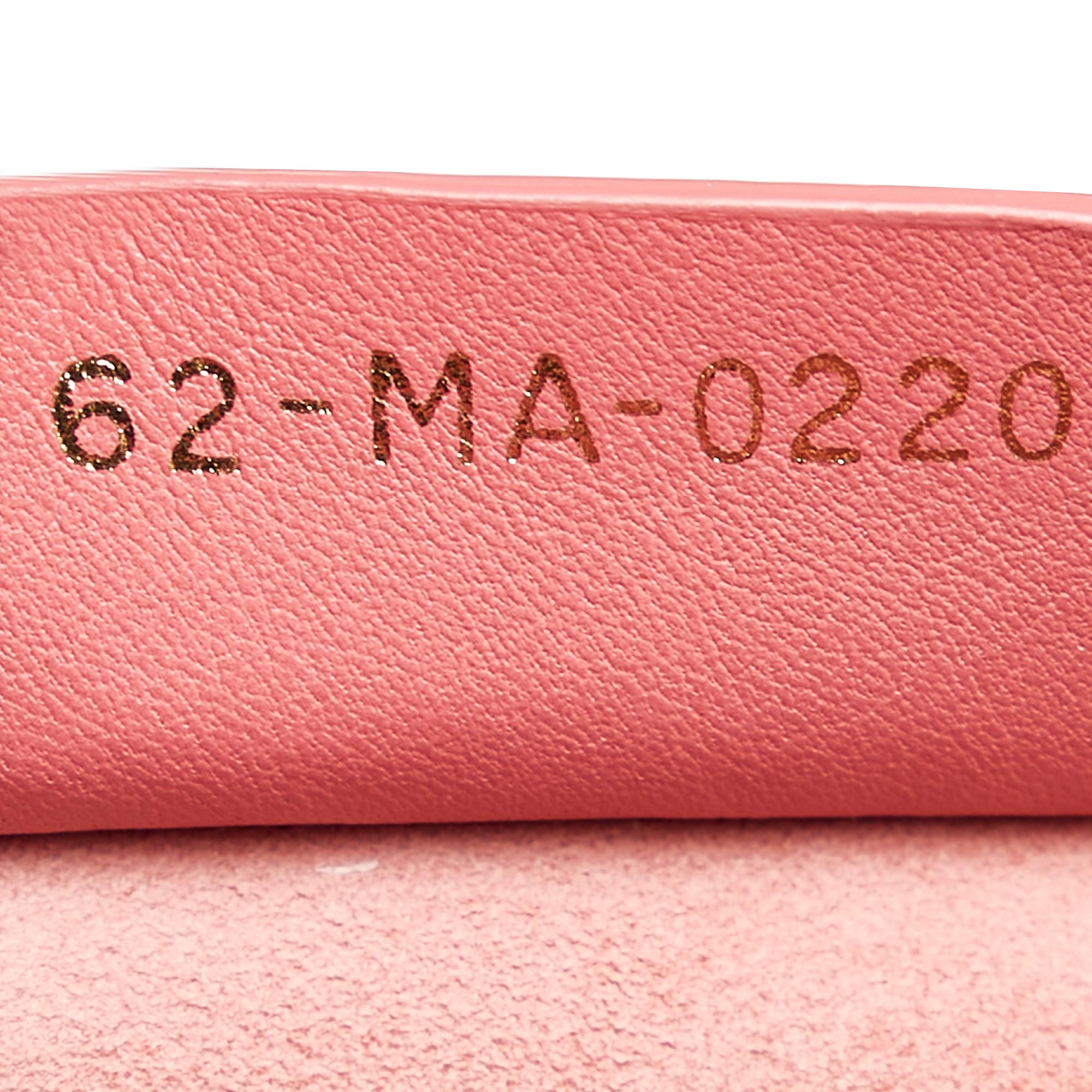 Dior Medium Embossed Book Tote (SHG-COuzji)