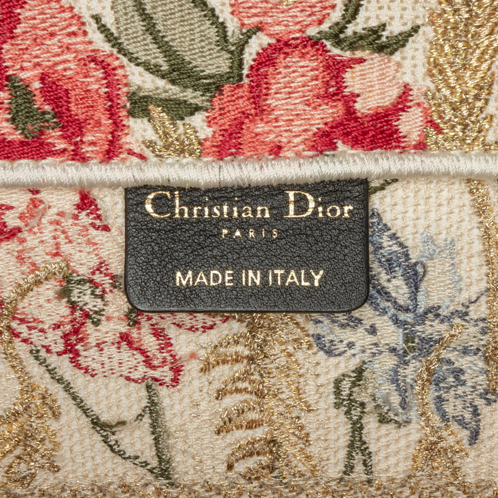 Dior Medium Embroidered Hibiscus Book Tote (SHG-zgBOJX)