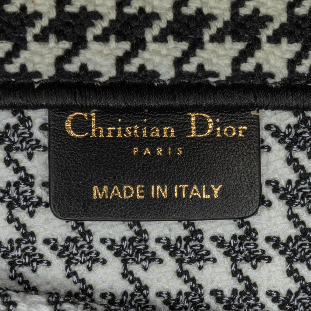 Dior Medium Houndstooth Book Tote (SHG-LsZQ4L)
