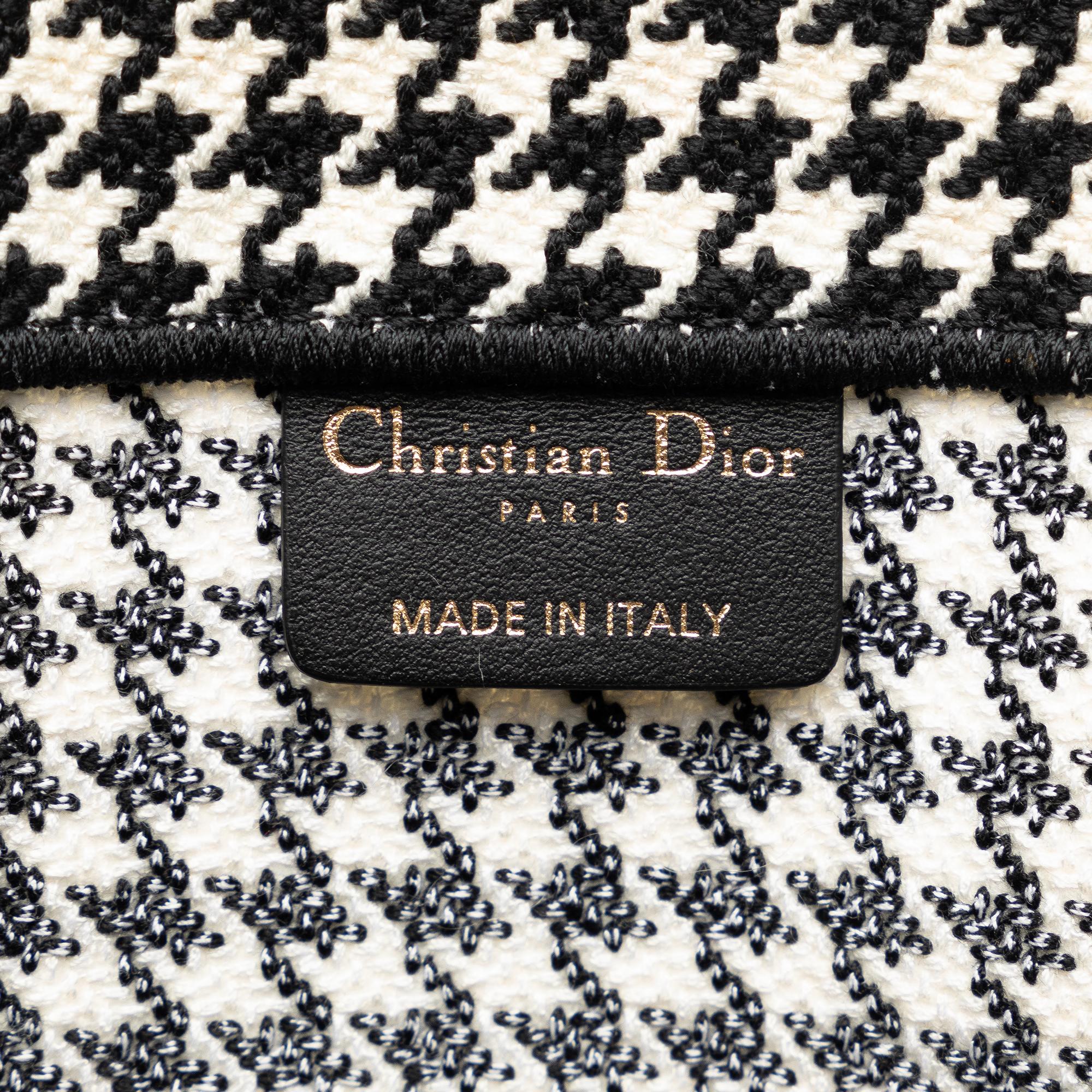 Dior Medium Houndstooth Embroidered Book Tote (SHG-tlTS9H)