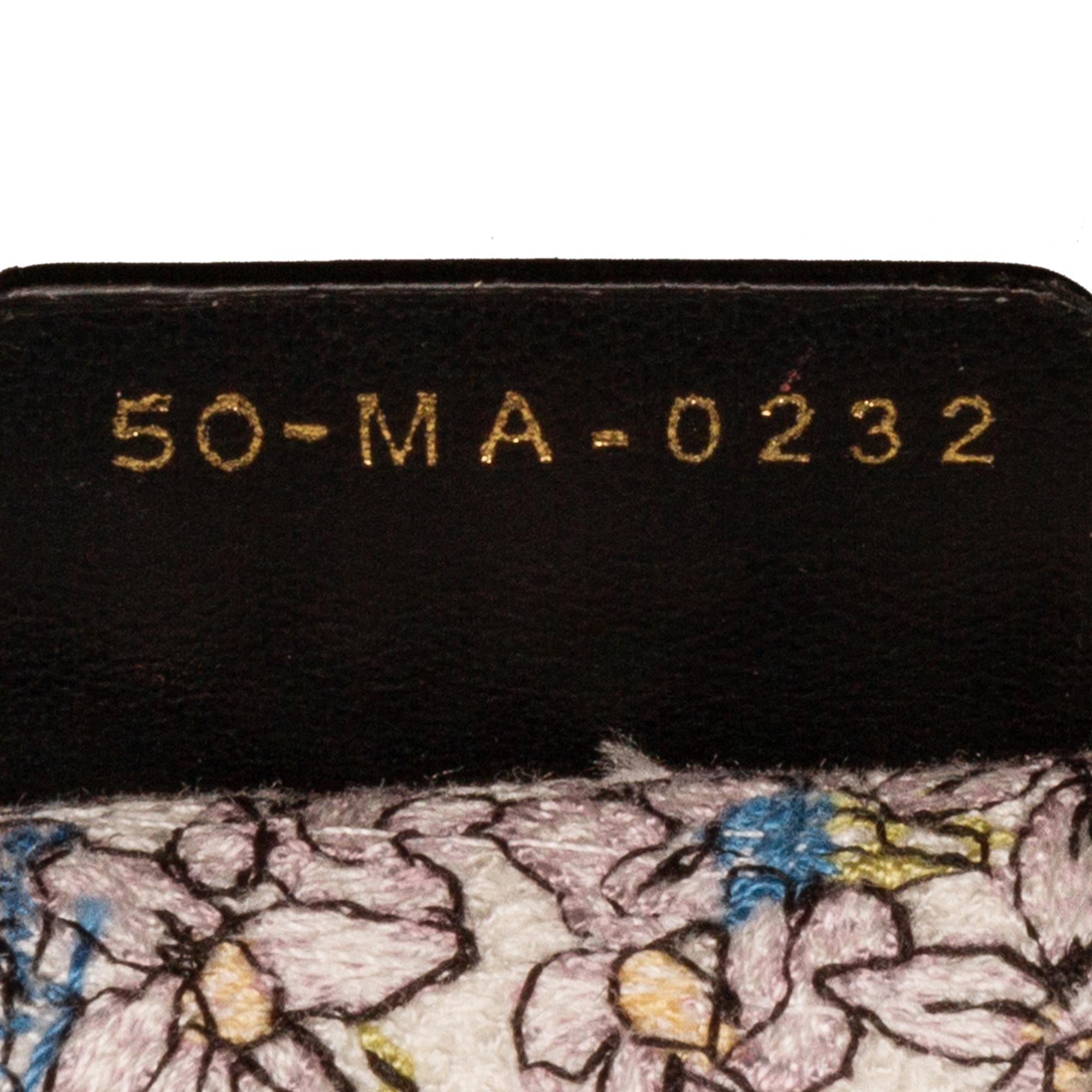 Dior Medium Latte Multicolor D-Constellation Book Tote (SHG-BjecvA)
