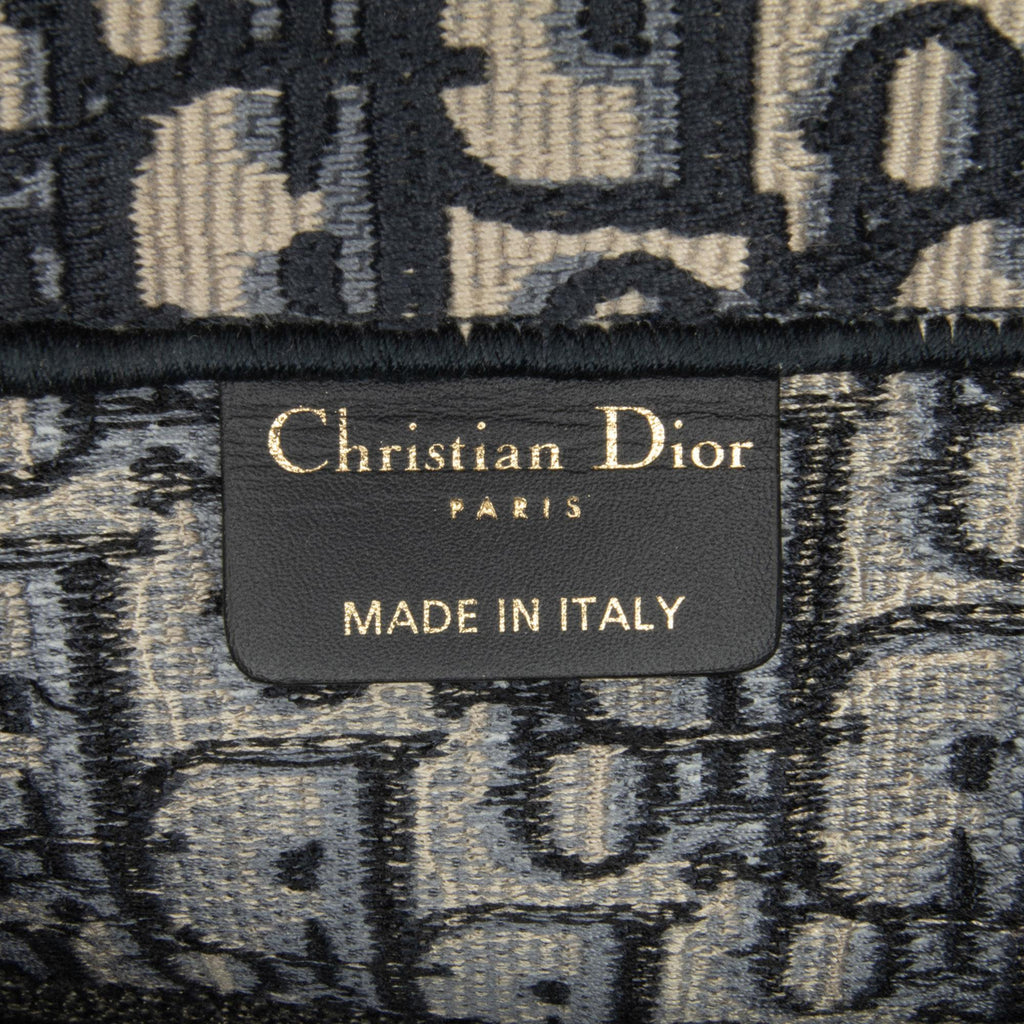 Dior Medium Oblique Book Tote (SHG-i156yy)