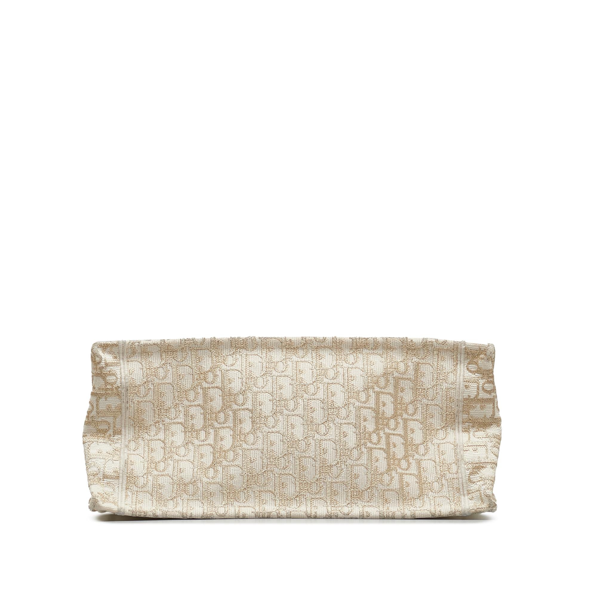 Dior Medium Oblique Book Tote (SHG-SBiH4J)