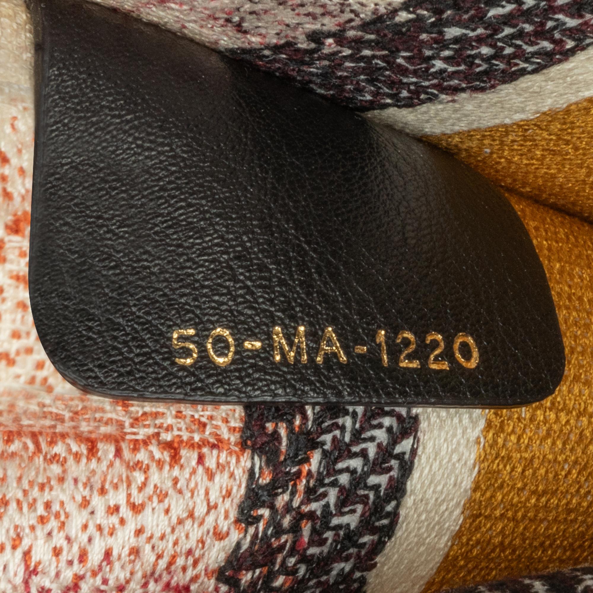 Dior Mini D-Stripes Book Tote (SHG-LHdNjK)