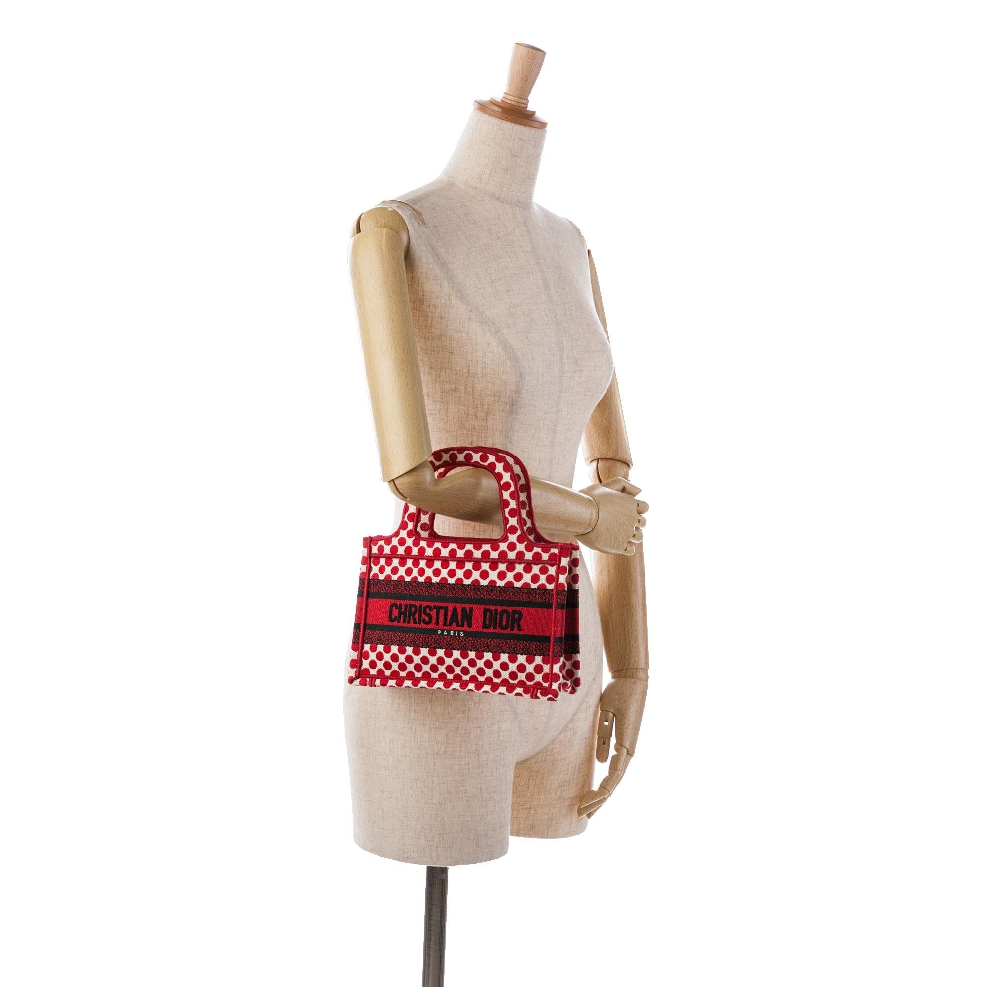Dior Mini Dioramour Book Tote (SHG-nK7iUC)