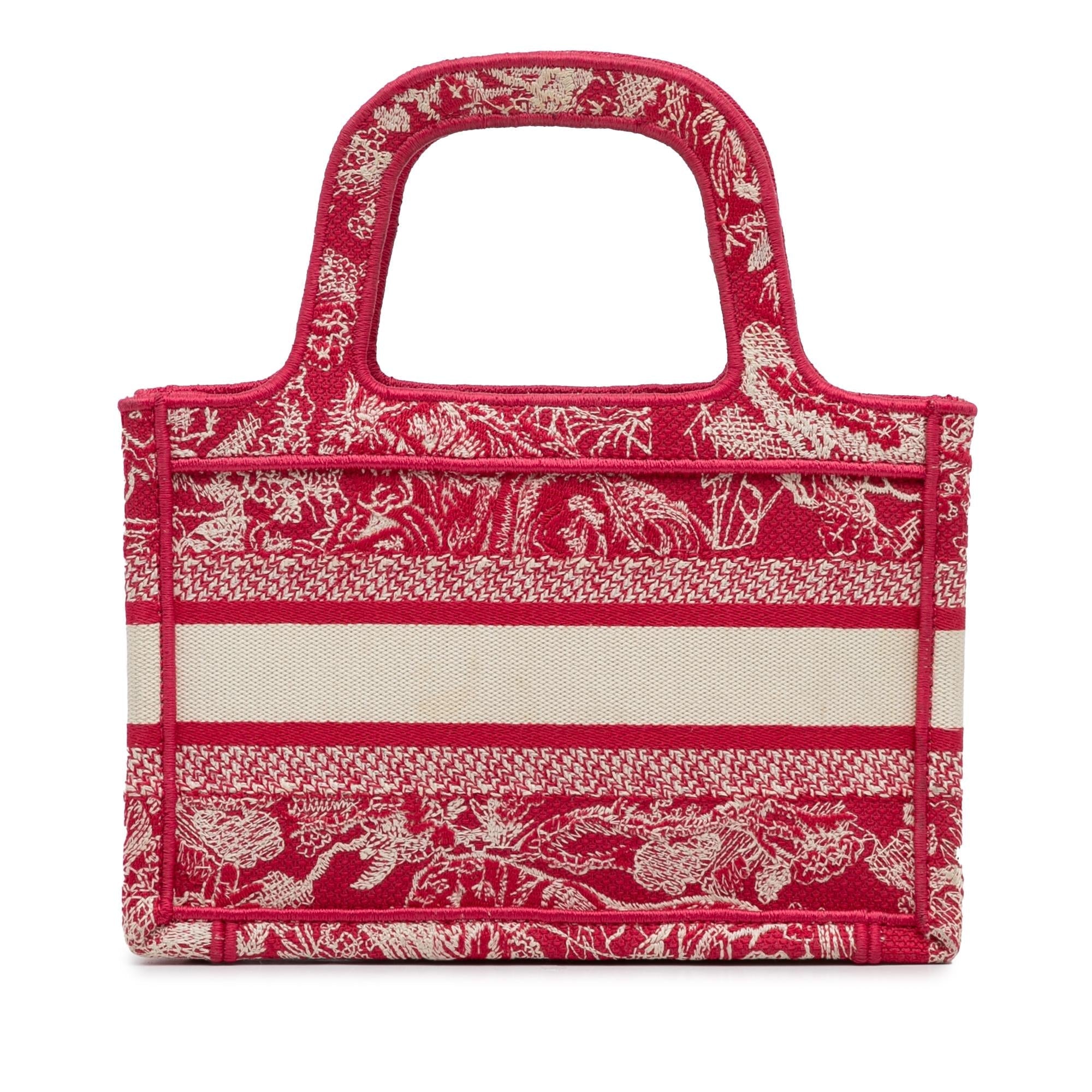 Dior Mini Embroidered Book Tote (SHG-PkGOnT)