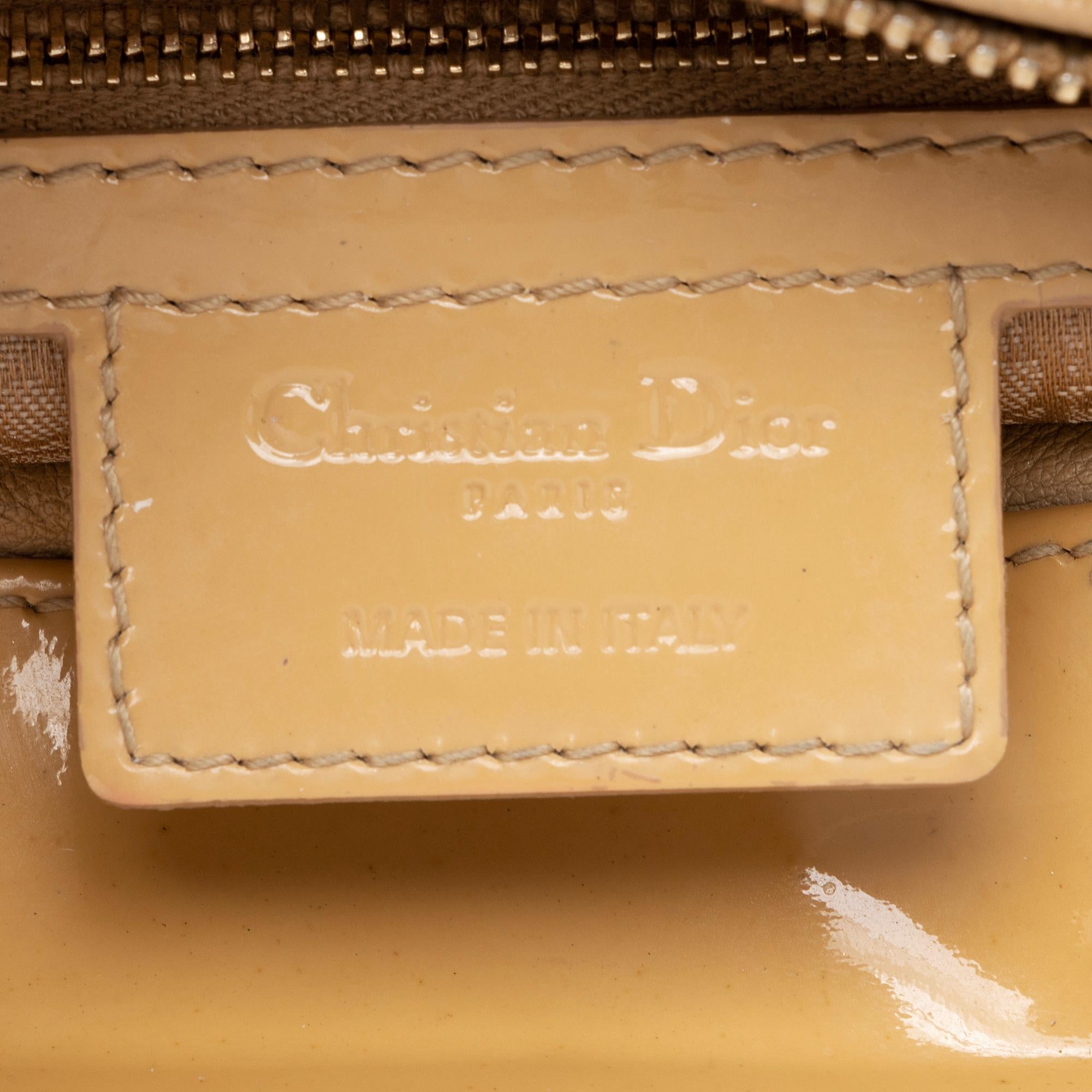 Dior 1:1 Rep Leather Lady Dior Medium Tote (SHF-l6Ix36)
