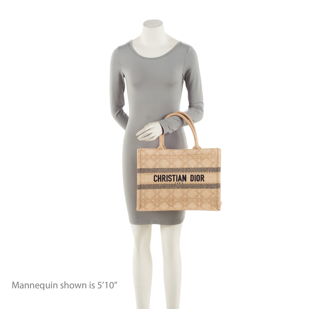 Dior Raffia Cannage Medium Book Tote (SHF-vp73d7)