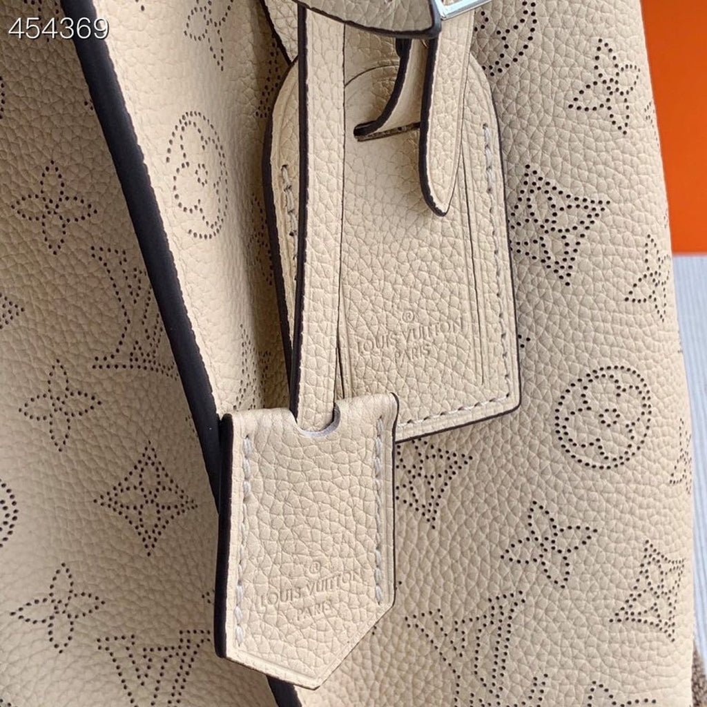 Louis Vuitton Muria Bucket Monogram Motif Beige For Women,  Shoulder Bags 9.8in/25cm Louis Vuitton M55801