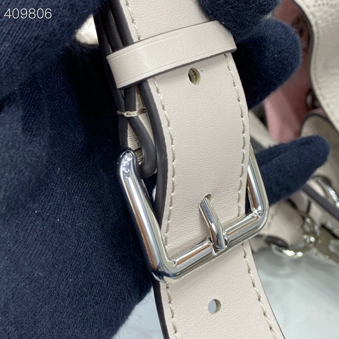 Louis Vuitton Muria Bucket Bag Snow White For Women,  Shoulder And Crossbody Bags 9.8in/25cm Louis Vuitton M58483
