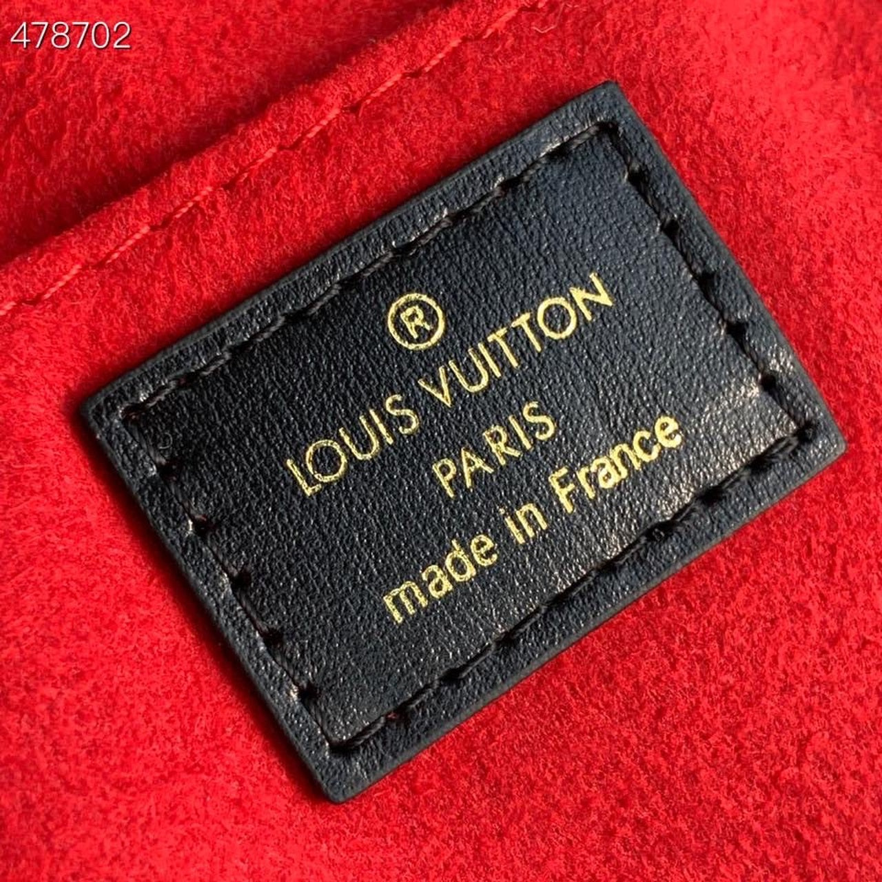 Louis Vuitton Petit Sac Plat Fall In Love Monogram Canvas For Women, WoBags, Shoulder And Crossbody Bags 6.7in/17cm Louis Vuitton M80839