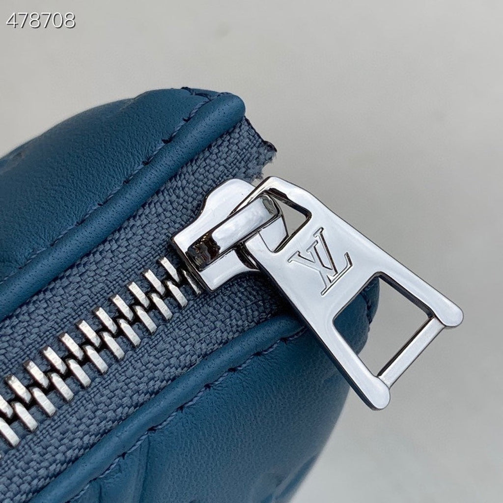 Louis Vuitton Coussin PM Monogram Embossed Puffy Light Blue For Women, WomenÃƒÂ¢Ã¢â€šÂ¬Ã¢â€žÂ¢s Handbags, Shoulder And Crossbody Bags 10.2in/26cm Louis Vuitton
