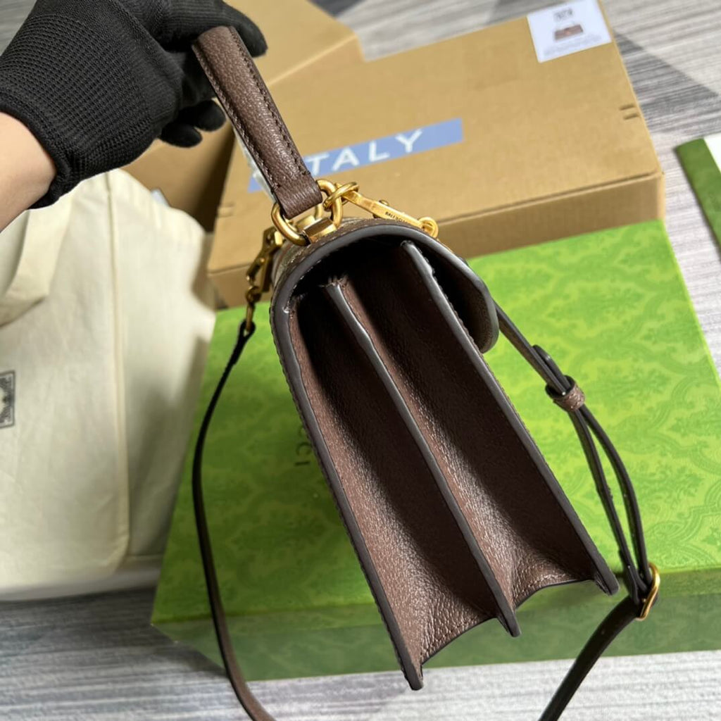 Gucci gold BB shoulder crossbody bag brown Co branded style 680119