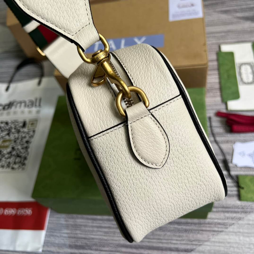 Gucci 702427 cross body bags shoulder bag Leather dirty white