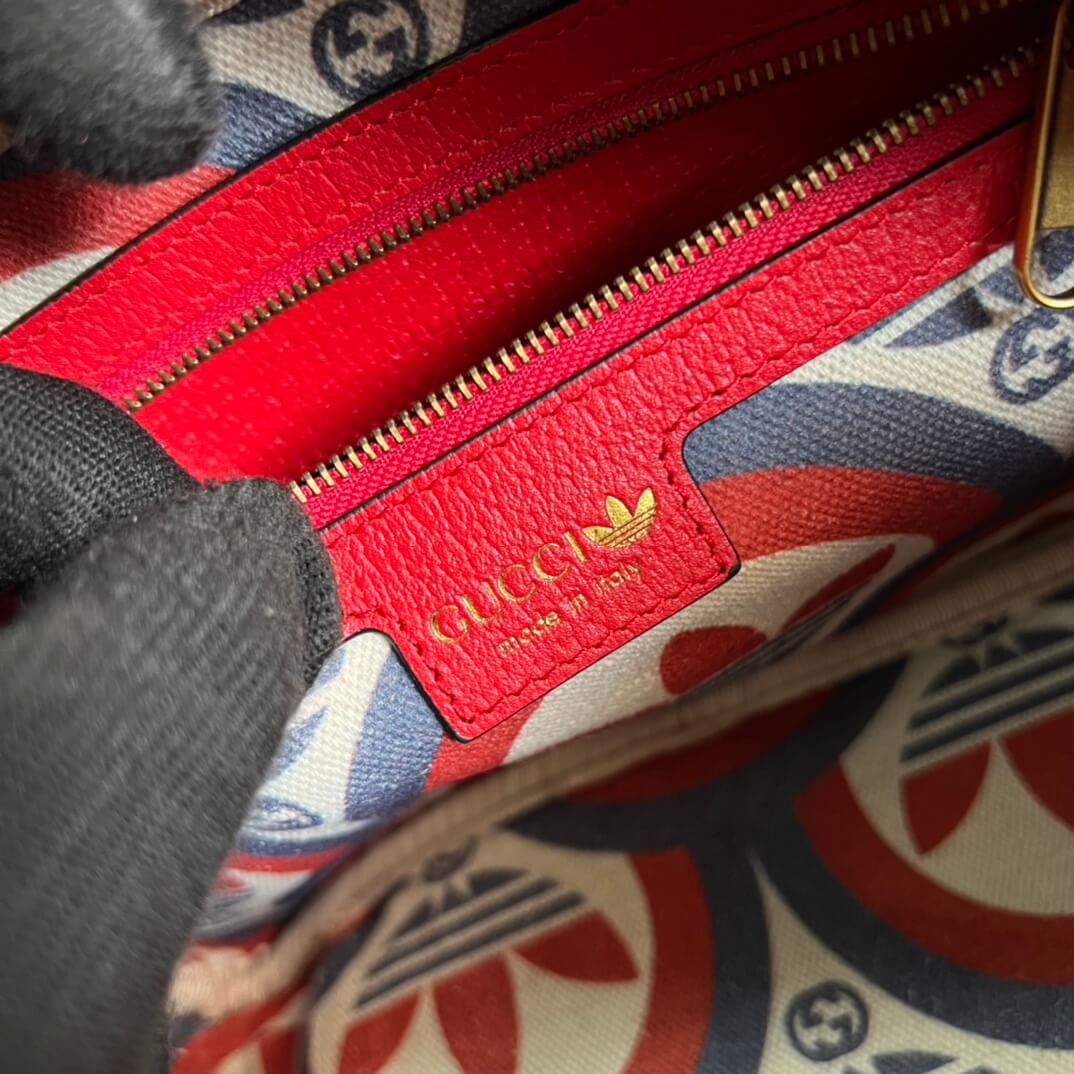 Gucci 702427 cross body bags shoulder bag Leather red