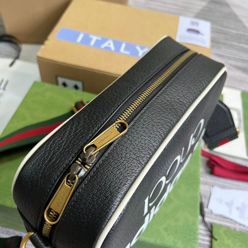 Gucci 702427 cross body bags shoulder bag Leather black
