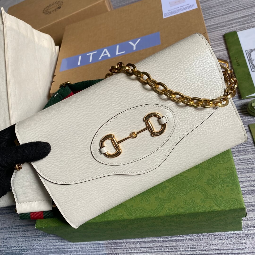 Gucci 677286 Horsebit Envelope chain sling bag white