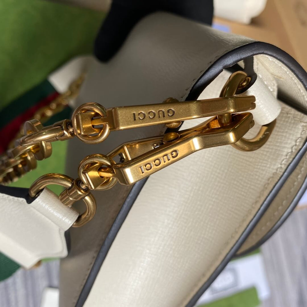 Gucci 677286 Horsebit Envelope chain sling bag white