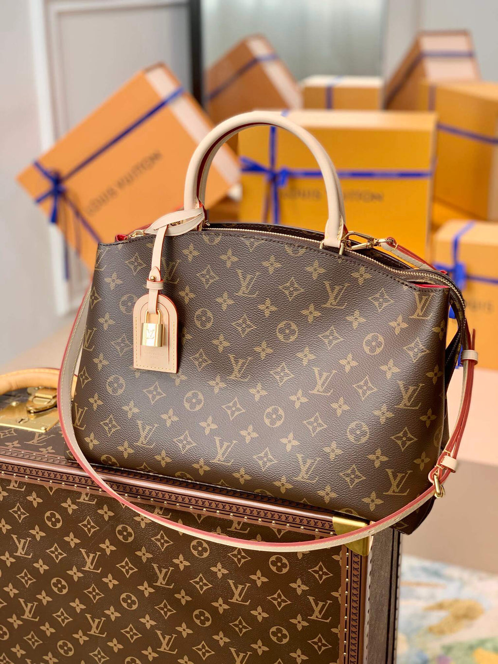 M45898 GRAND PALAIS MONOGRAM BROWN