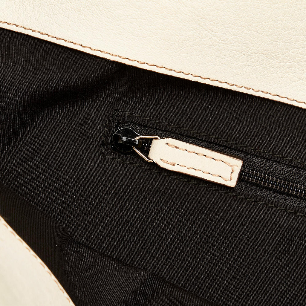 Gucci Abbey D-Ring Handbag (SHG-aQB2Oq)