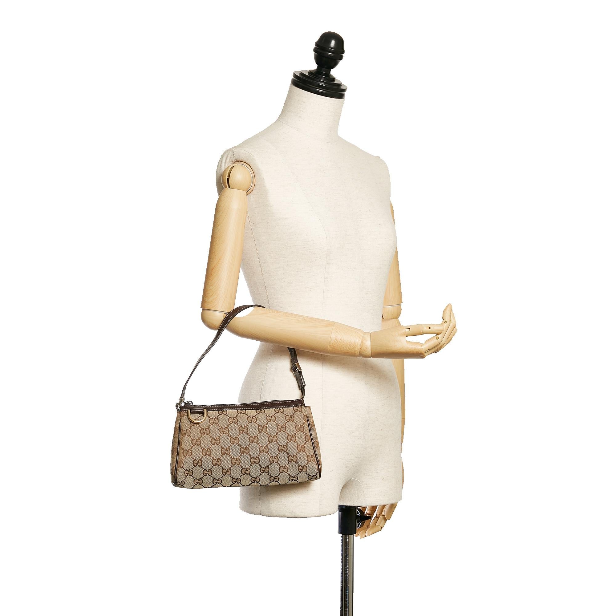 Gucci Abbey Gucci Canvas Baguette (SHG-28686)