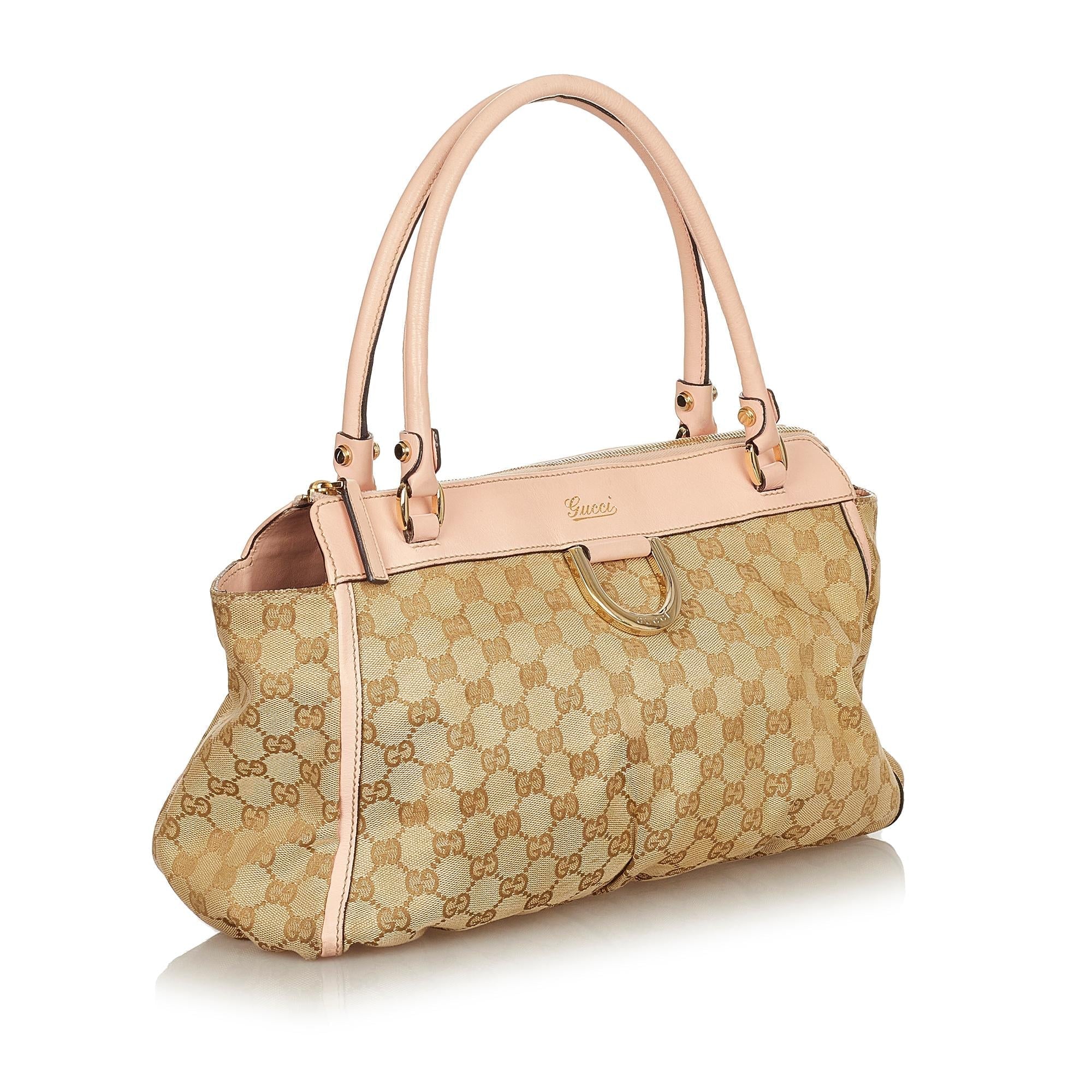 Gucci Abbey Gucci Canvas Shoulder Bag (SHG-24939)