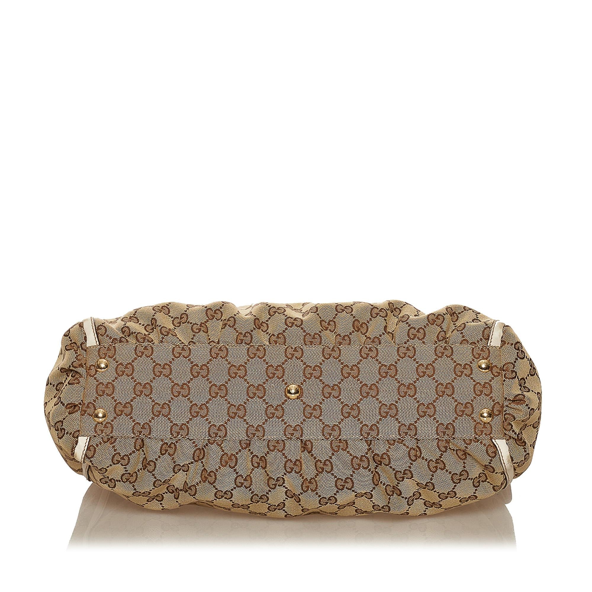 Gucci Abbey Gucci Canvas Shoulder Bag (SHG-29543)