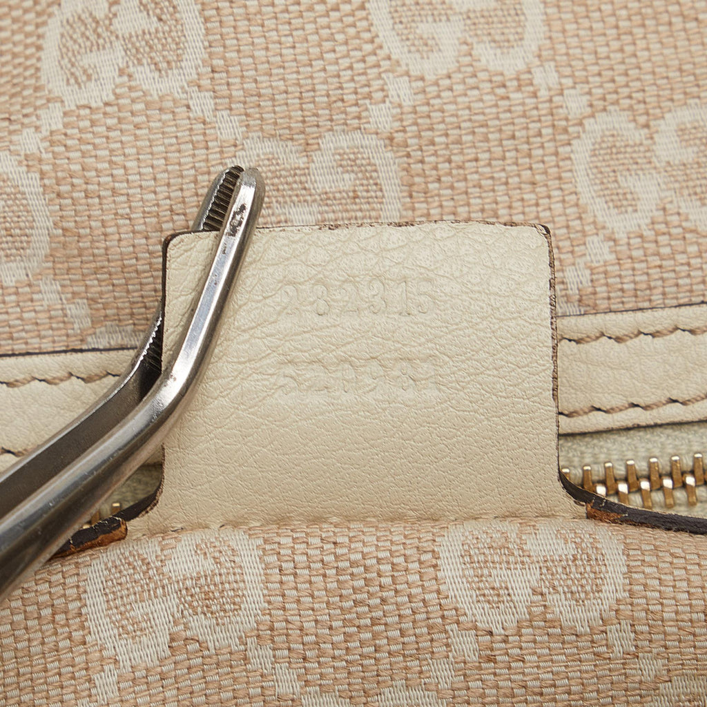 Gucci Bamboo Diana Satchel (SHG-kEnJle)