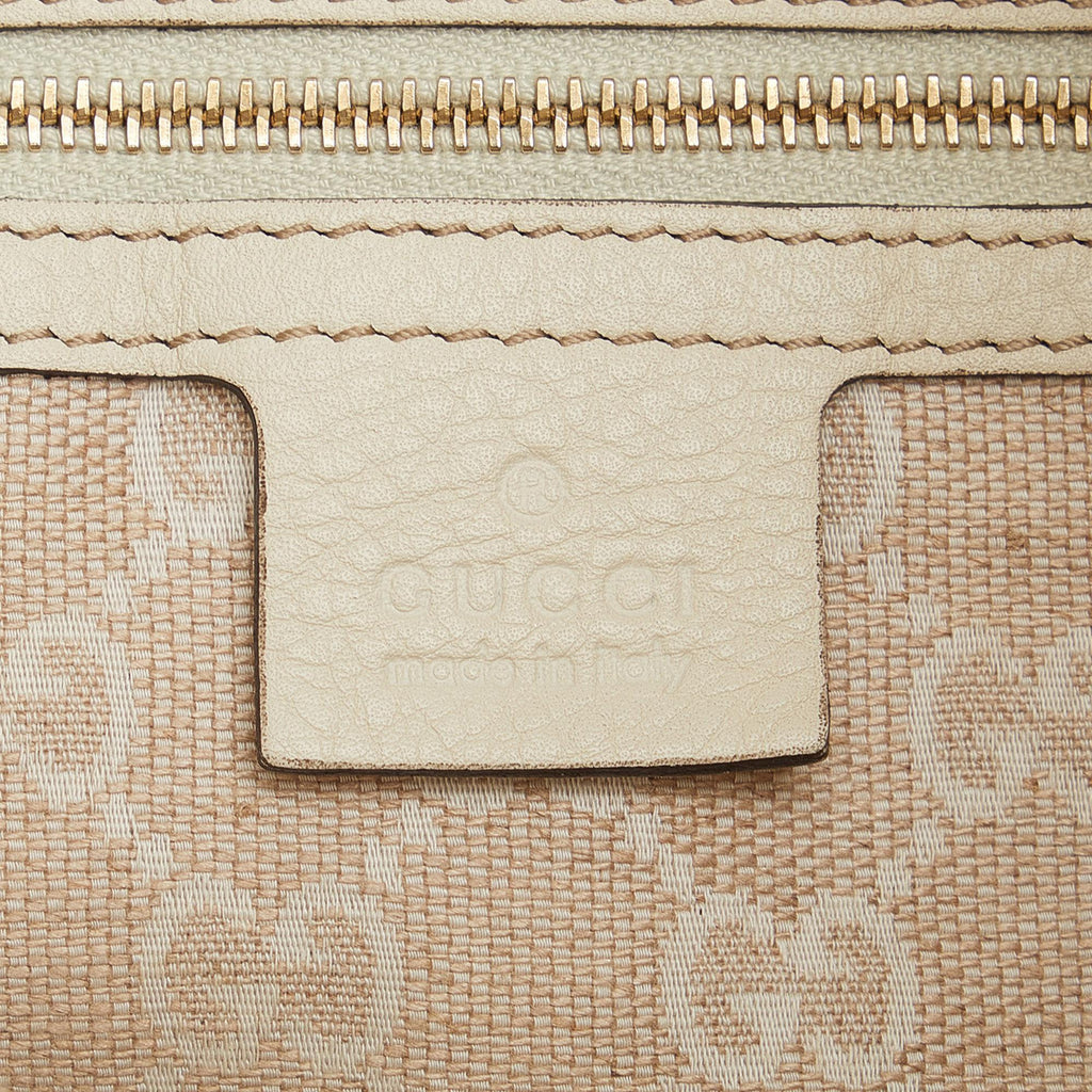 Gucci Bamboo Diana Satchel (SHG-kEnJle)