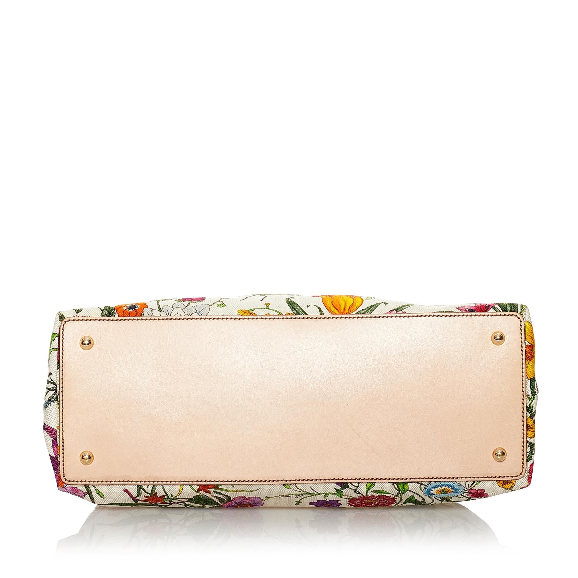 Gucci Bamboo Flora Canvas Handbag (SHG-29764)