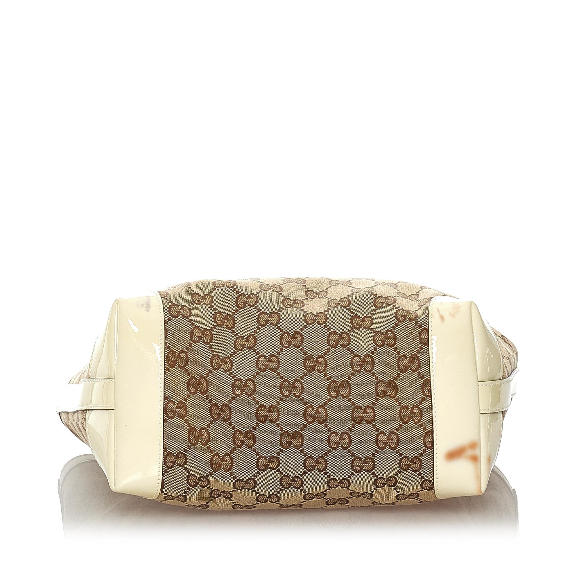 Gucci Bamboo Gucci Canvas Handbag (SHG-27277)