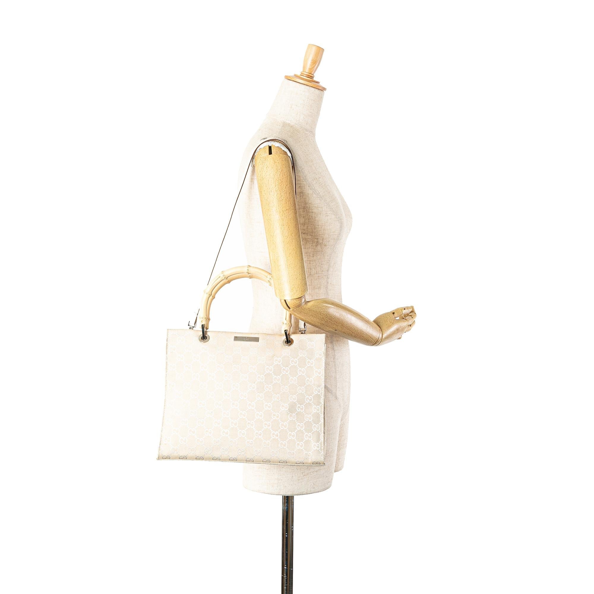 Gucci Bamboo GG Canvas Satchel (SHG-hlGu6W)