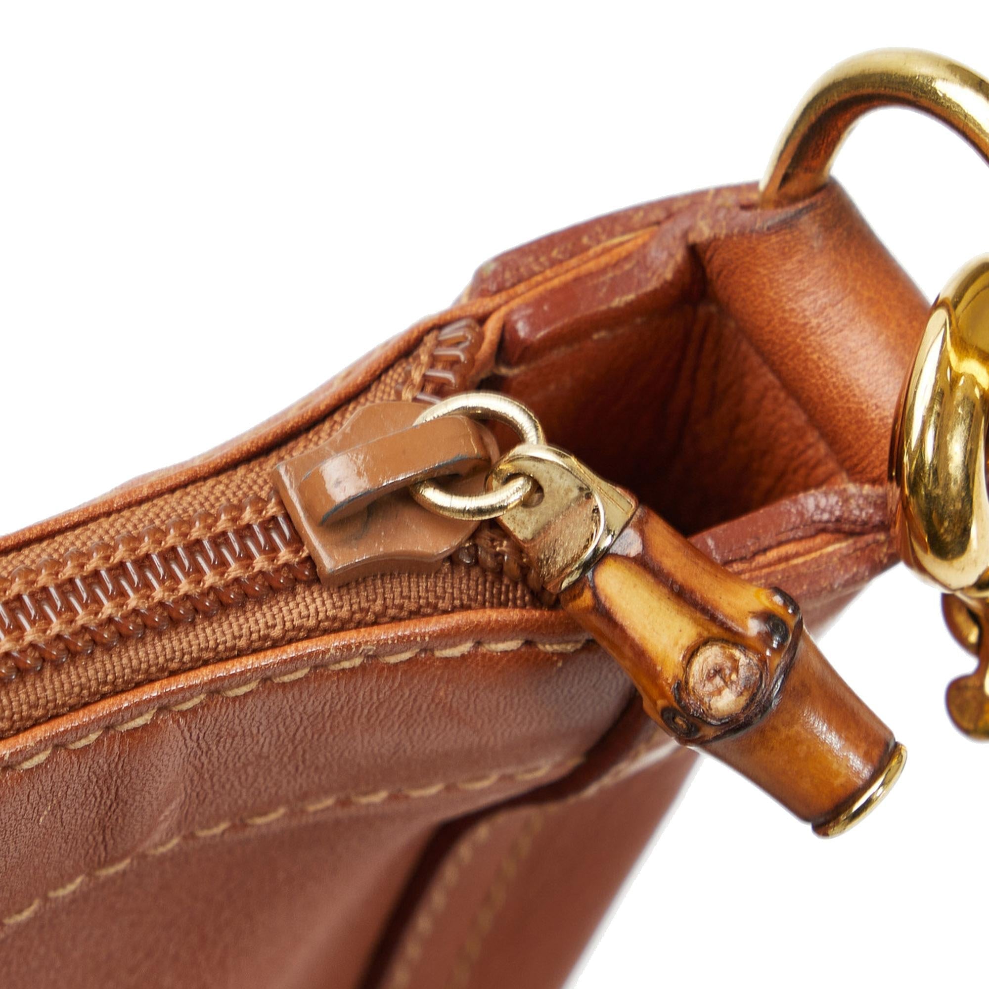 Gucci Bamboo Leather Shoulder Bag (SHG-DGCCTi)