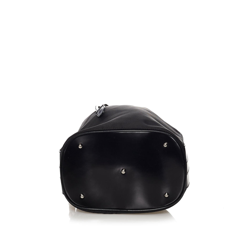 Gucci Bamboo Nylon Bucket Bag (SHG-31578)