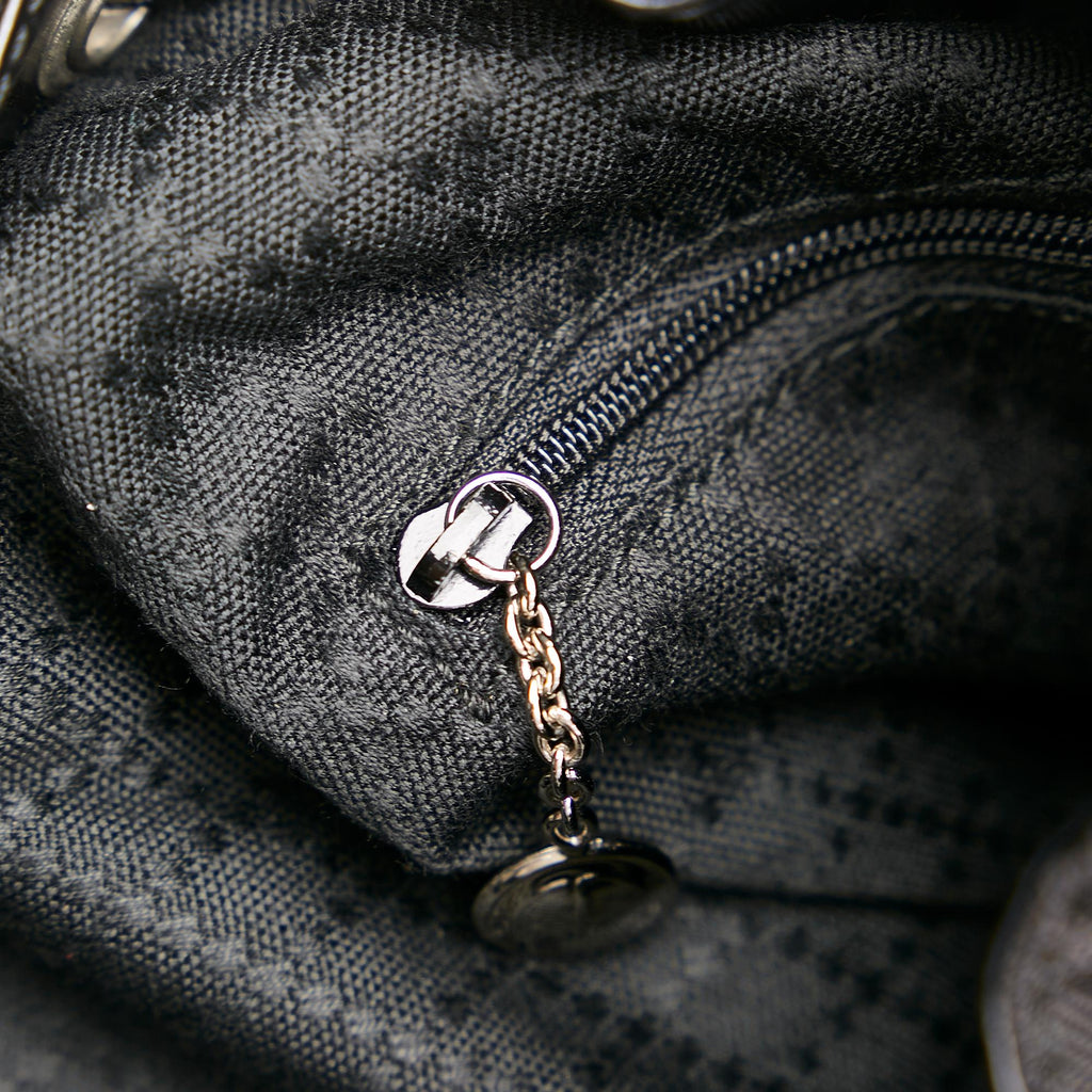 Gucci Bamboo Nylon Bucket Bag (SHG-31578)