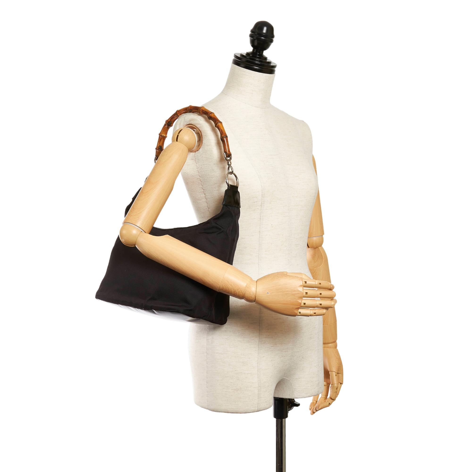 Gucci Bamboo Nylon Shoulder Bag (SHG-vldL1X)
